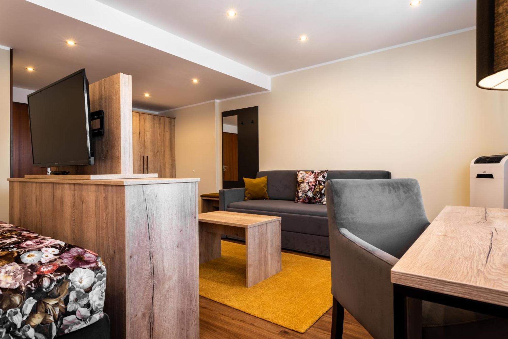 Spahr Hotel 3*